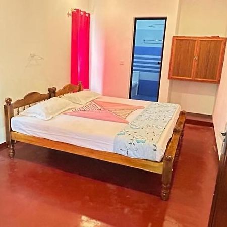 Marari Sabari Home Stay 马拉利库兰 外观 照片