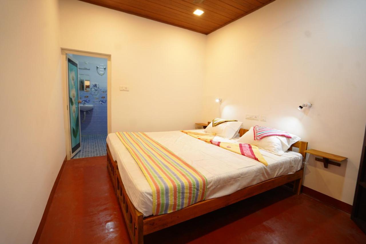 Marari Sabari Home Stay 马拉利库兰 客房 照片