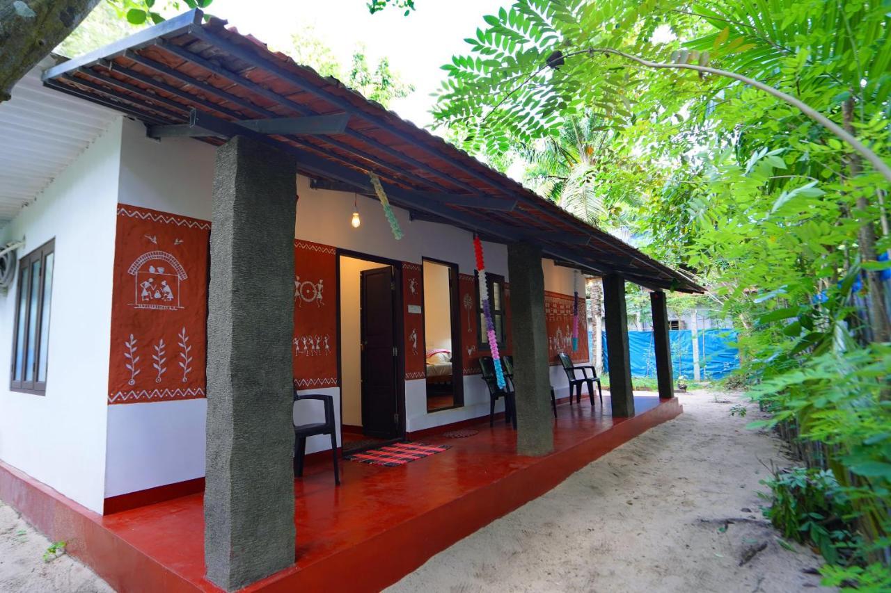 Marari Sabari Home Stay 马拉利库兰 外观 照片