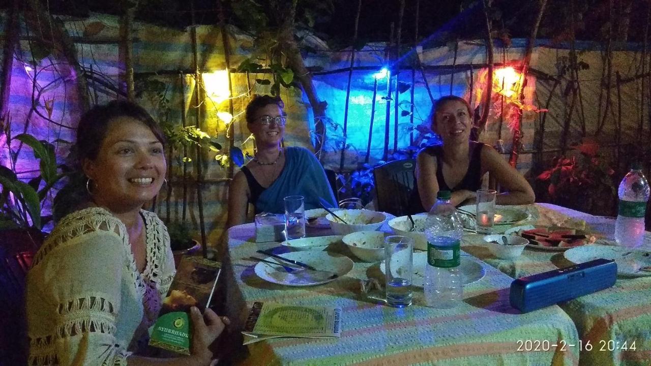 Marari Sabari Home Stay 马拉利库兰 外观 照片